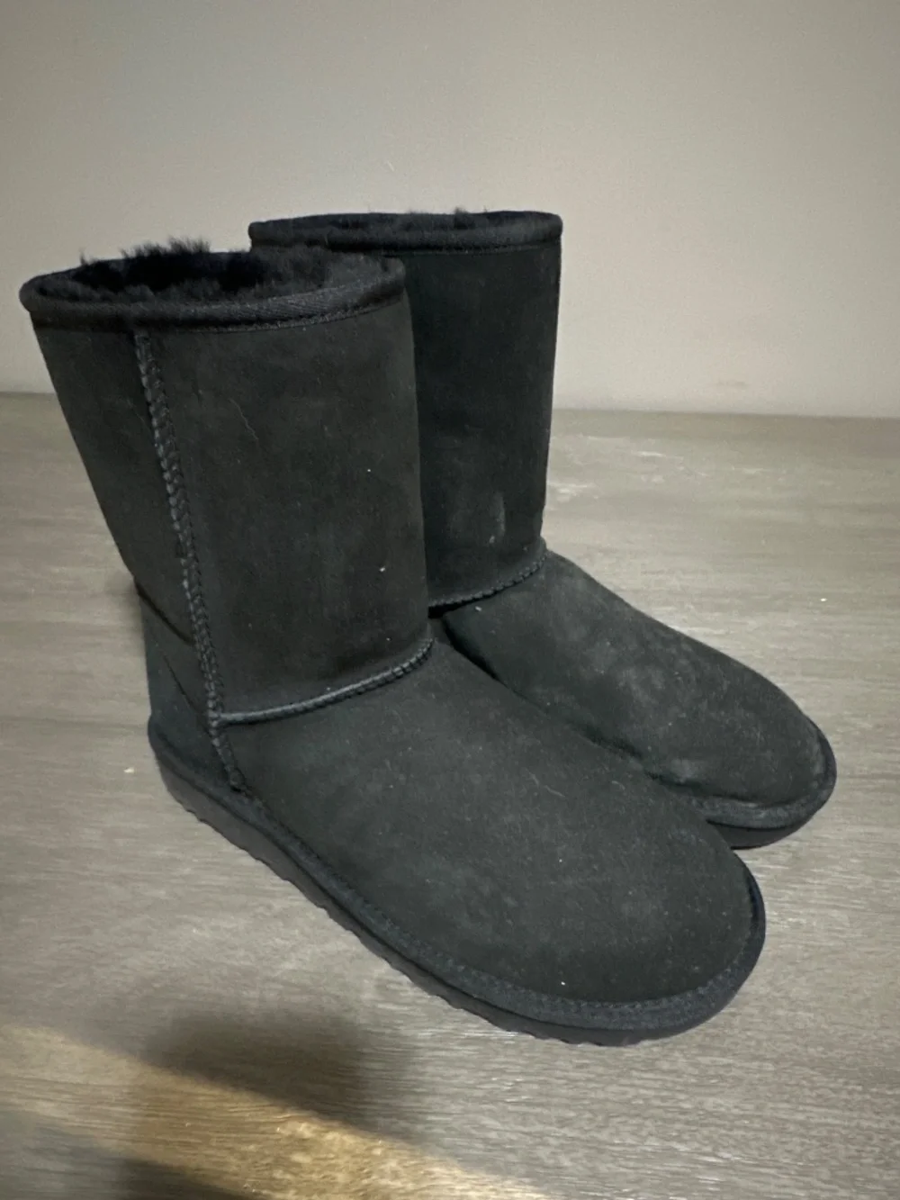 Black Ugg boots